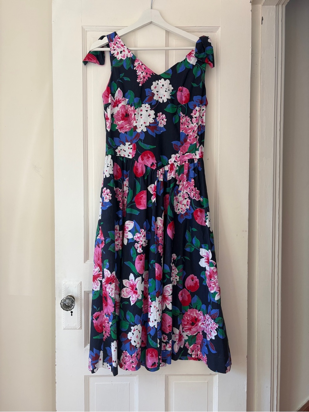 Vintage Floral Dress - Picture 4 of 10